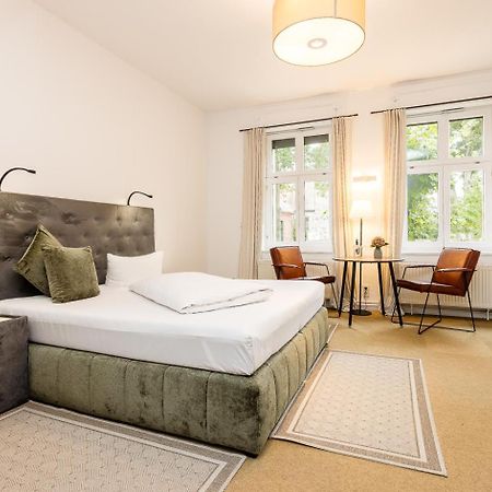 Hotel Zur Linde Dein Self Check In Michendorf Exteriör bild